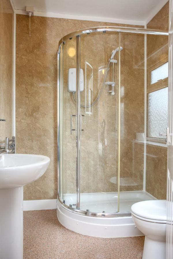 The Seacliffe - Whitby Hotel ภายนอก รูปภาพ