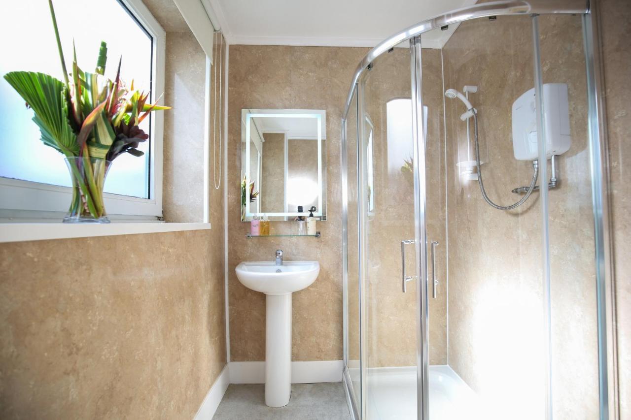 The Seacliffe - Whitby Hotel ภายนอก รูปภาพ