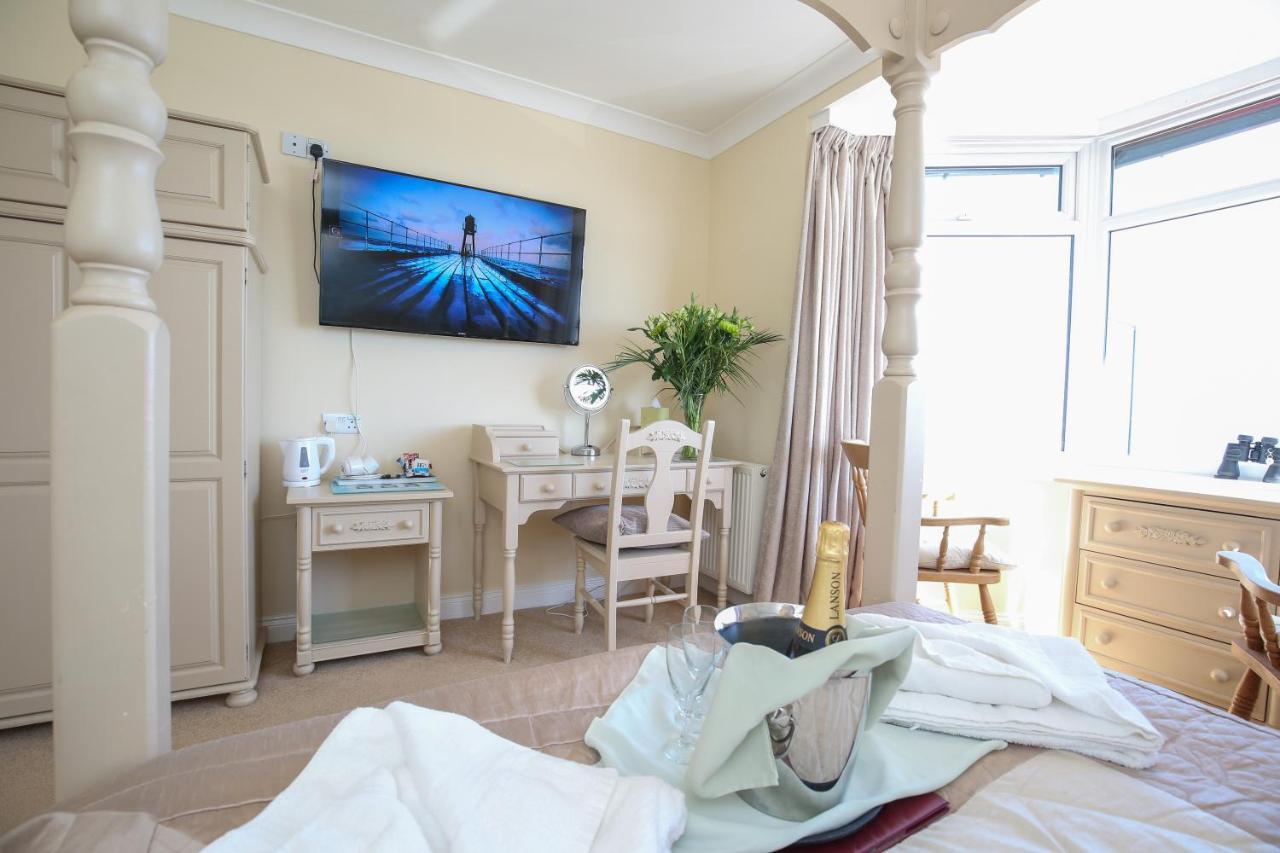 The Seacliffe - Whitby Hotel ภายนอก รูปภาพ