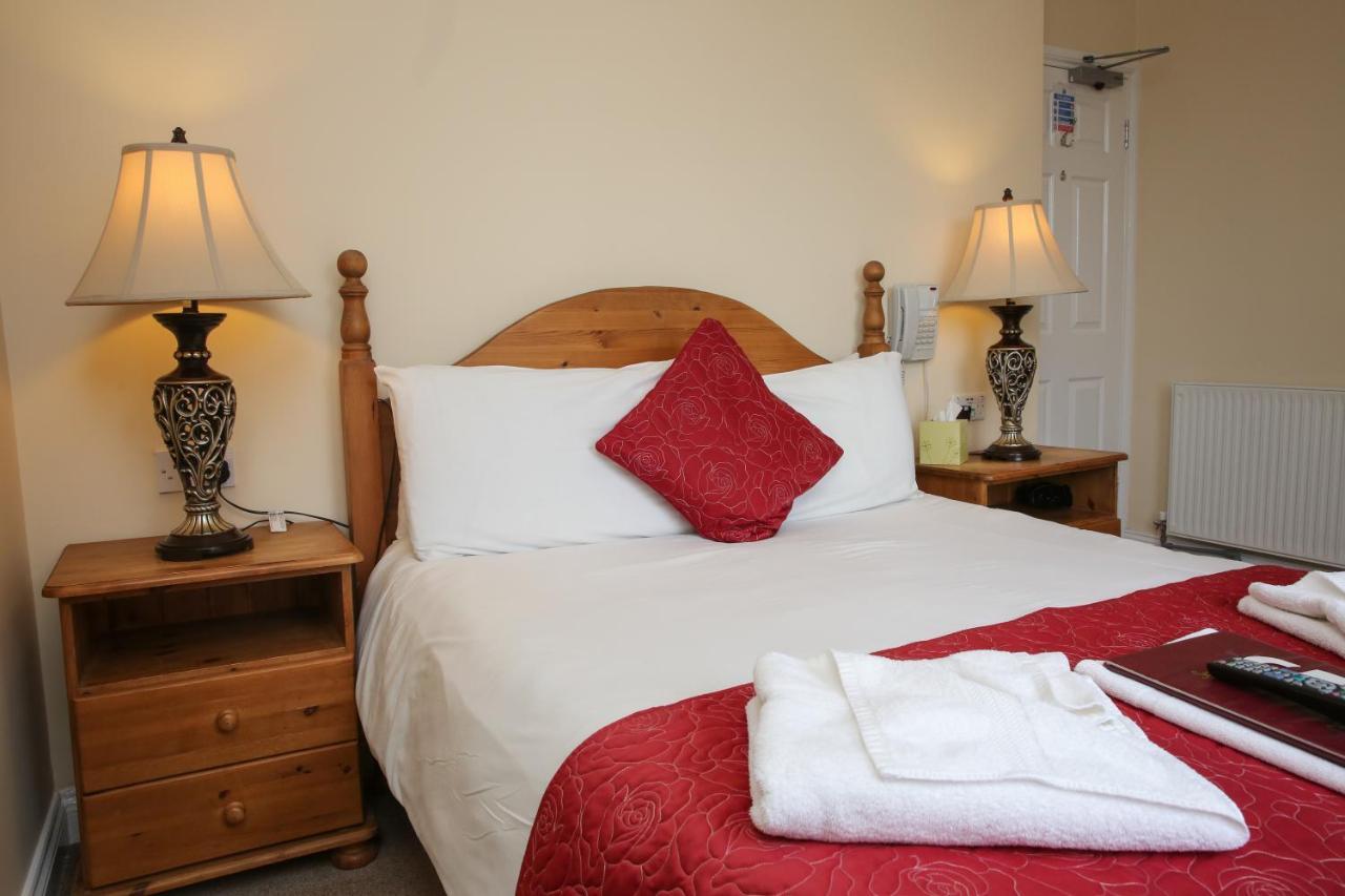 The Seacliffe - Whitby Hotel ภายนอก รูปภาพ