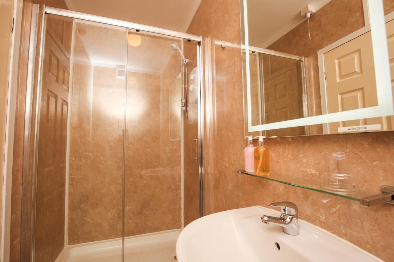 The Seacliffe - Whitby Hotel ภายนอก รูปภาพ
